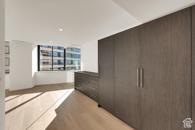 Salt Lake City, Utah, 84101, United States, 3 Bedrooms Bedrooms, ,3 BathroomsBathrooms,Residential,For Sale,1982809