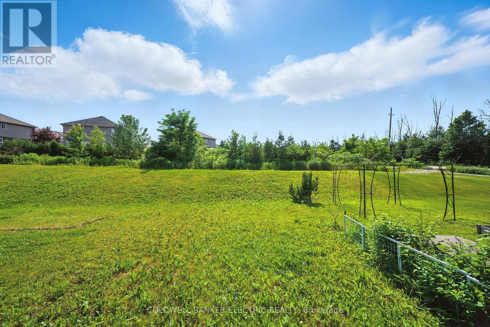 PETERBOROUGH NORTH (UNIVERSITY HEIGHTS), Ontario, K9L 0G6, CA, 3 Bedrooms Bedrooms, ,2 BathroomsBathrooms,Residential,For Sale,1891124
