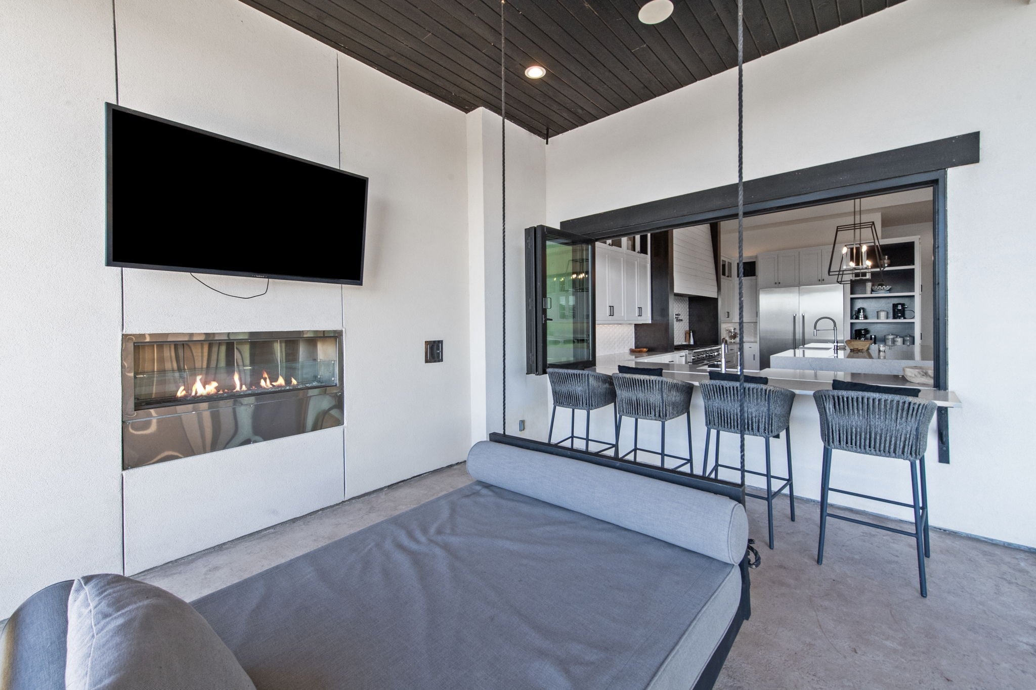 Graford, Texas, 76449, United States, 5 Bedrooms Bedrooms, ,7 BathroomsBathrooms,Residential,For Sale,1987325