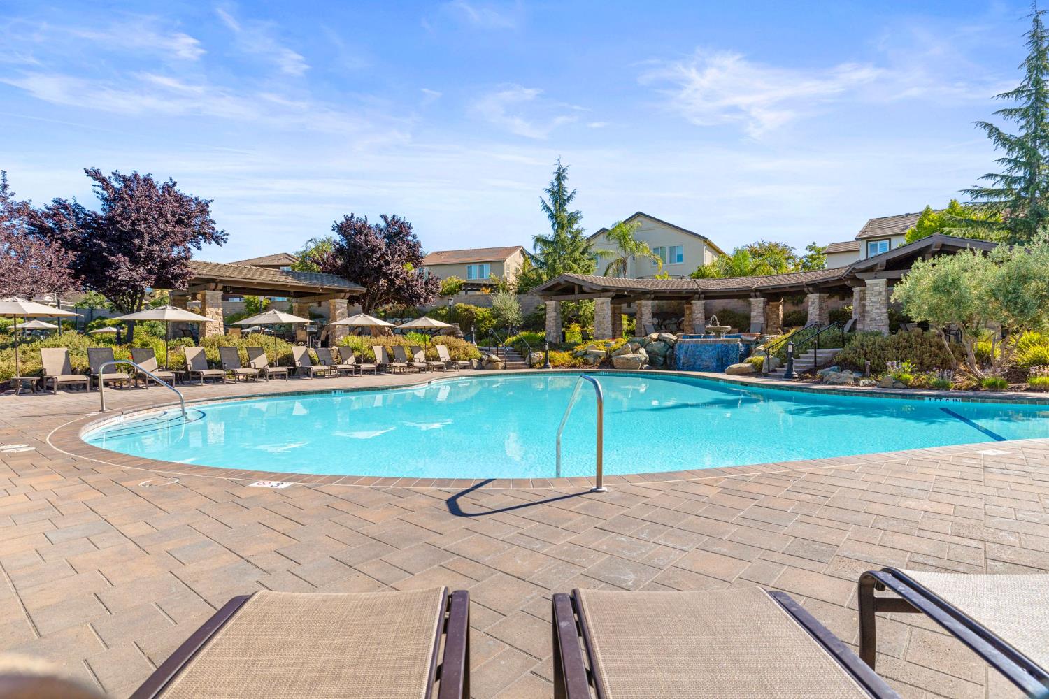 El Dorado Hills, California, 95762, United States, 4 Bedrooms Bedrooms, ,3 BathroomsBathrooms,Residential,For Sale,1925996