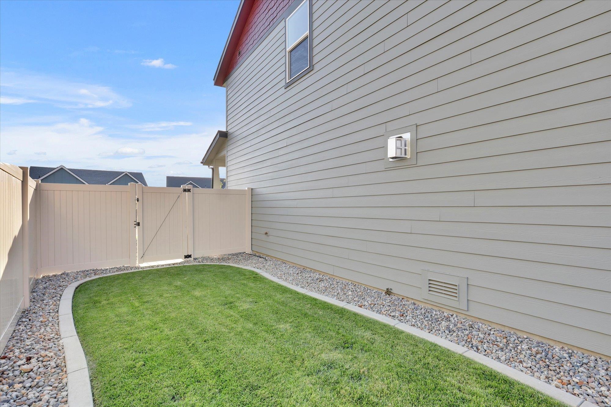 Liberty Lake, Washington, 99019, United States, 3 Bedrooms Bedrooms, ,3 BathroomsBathrooms,Residential,For Sale,1950733