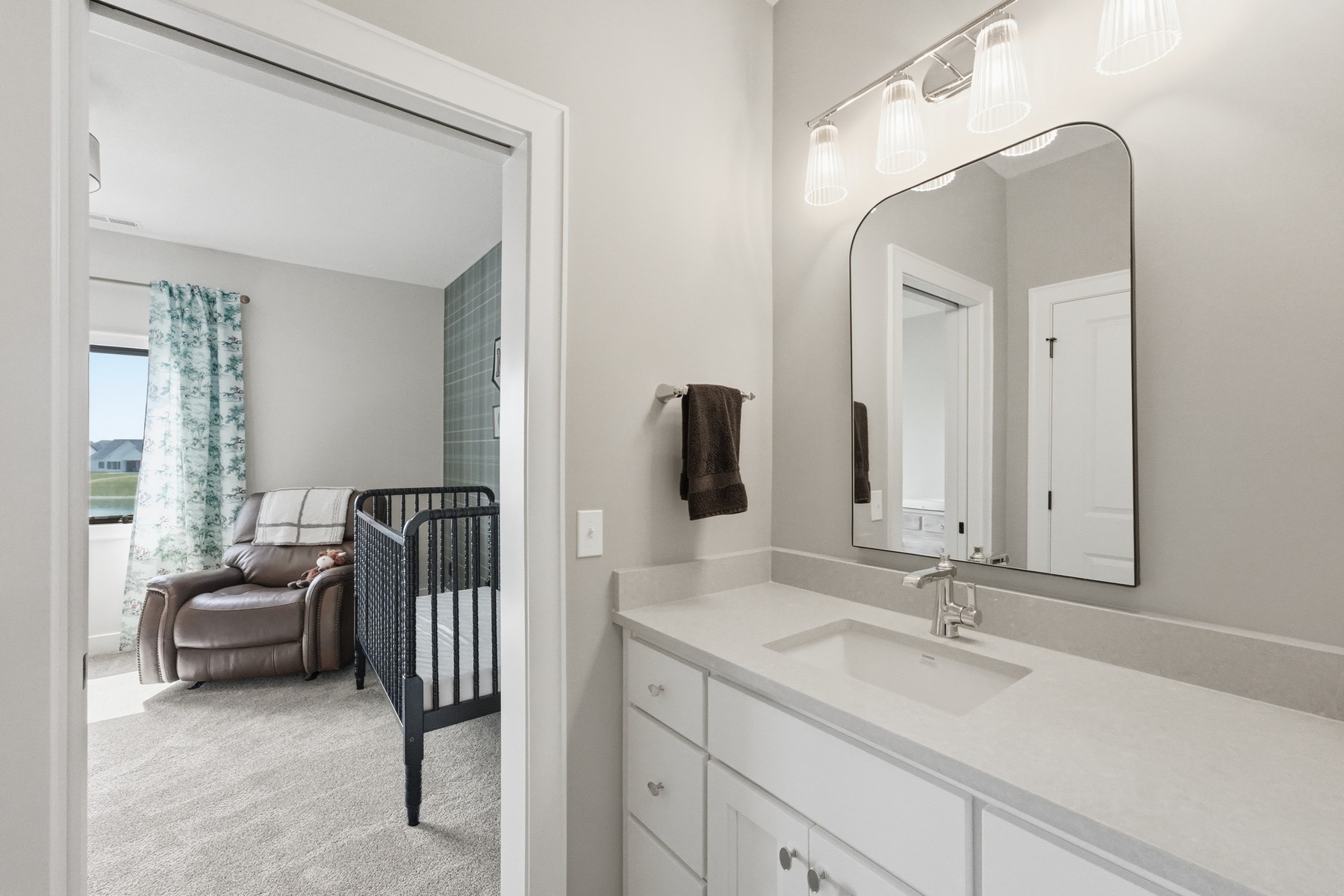  Better Than New Two Story Home in Desirable Fort Wayne Community - 物件實景