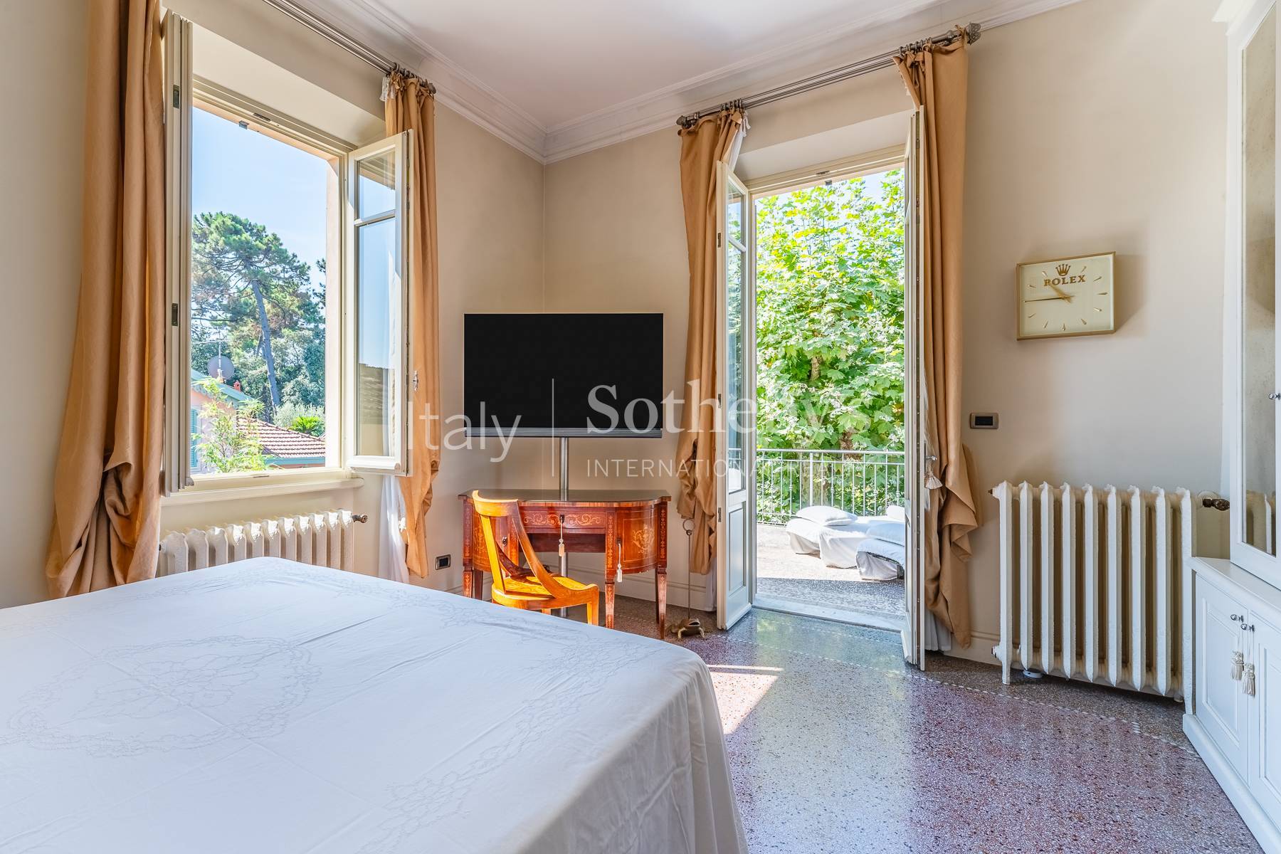  Elegant villa with dépendance in Forte dei Marmi - 物件實景