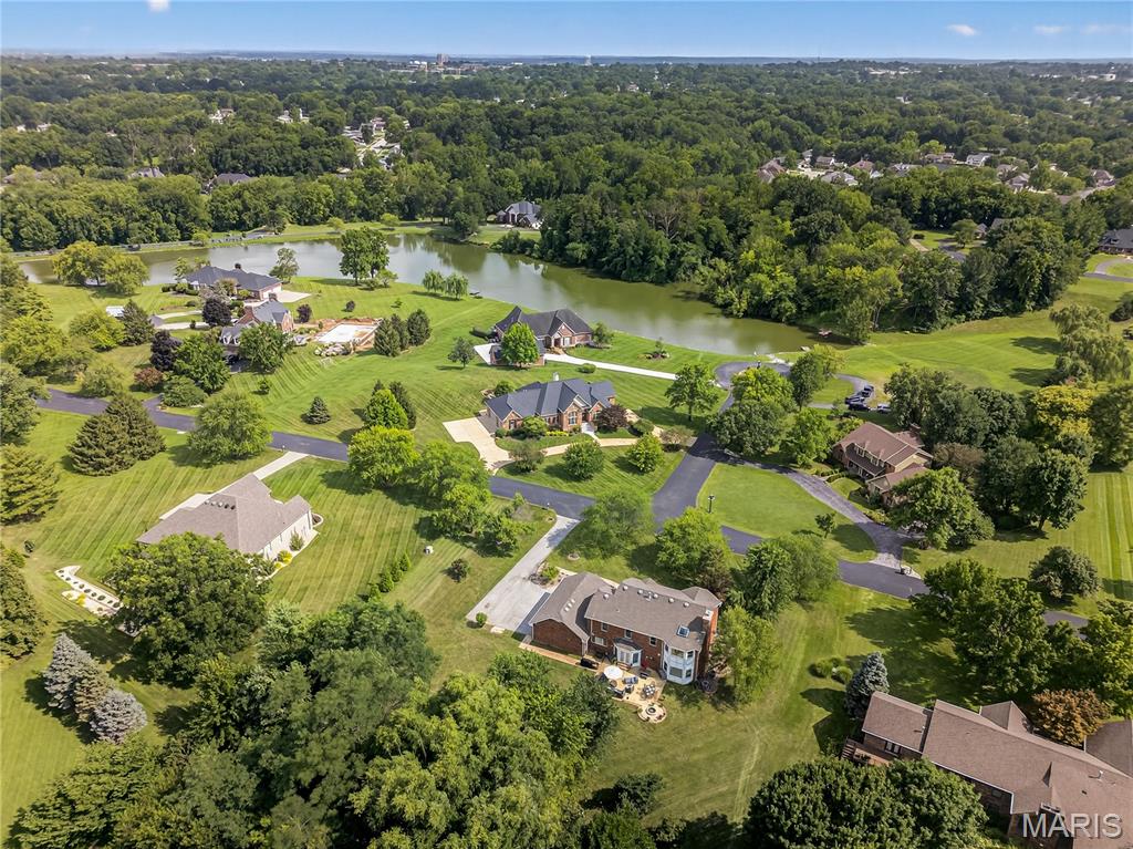St Charles, Missouri, 63301, United States, 4 Bedrooms Bedrooms, ,4 BathroomsBathrooms,Residential,For Sale,1902113
