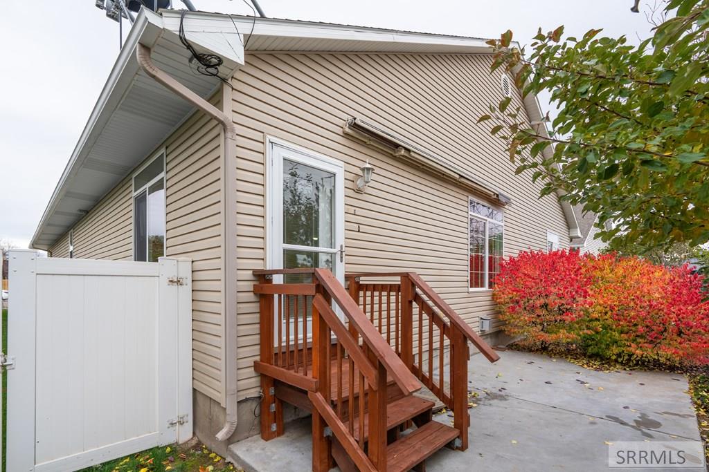 IDAHO FALLS, Idaho, 83402, United States, 5 Bedrooms Bedrooms, ,3 BathroomsBathrooms,Residential,For Sale,1987335