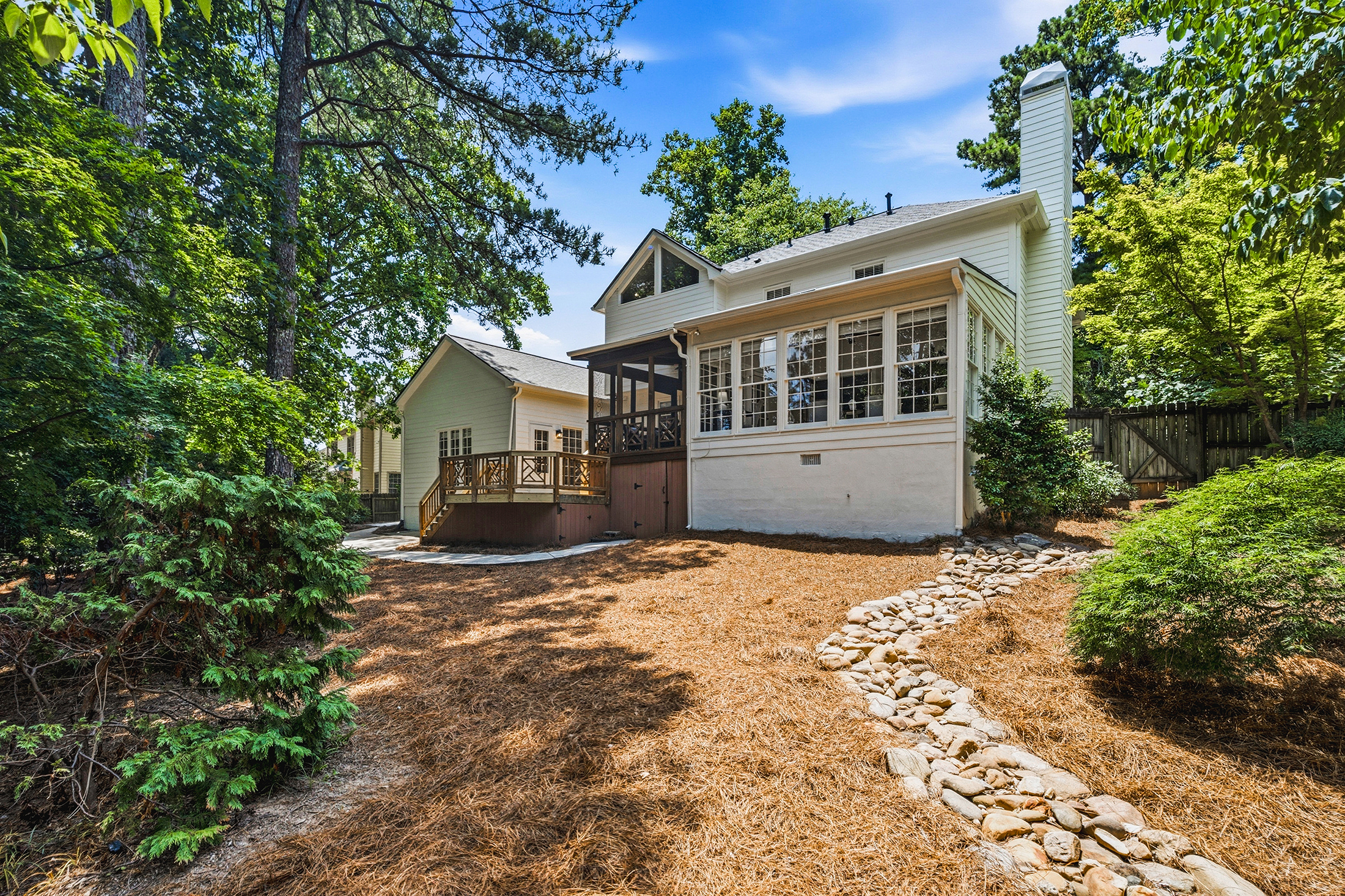  Refreshed and Move-In Ready Home in Ideal East Cobb Location - 物件實景