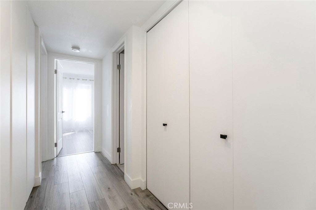 Van Nuys, California, 91411, United States, 2 Bedrooms Bedrooms, ,2 BathroomsBathrooms,Residential,For Sale,1954543