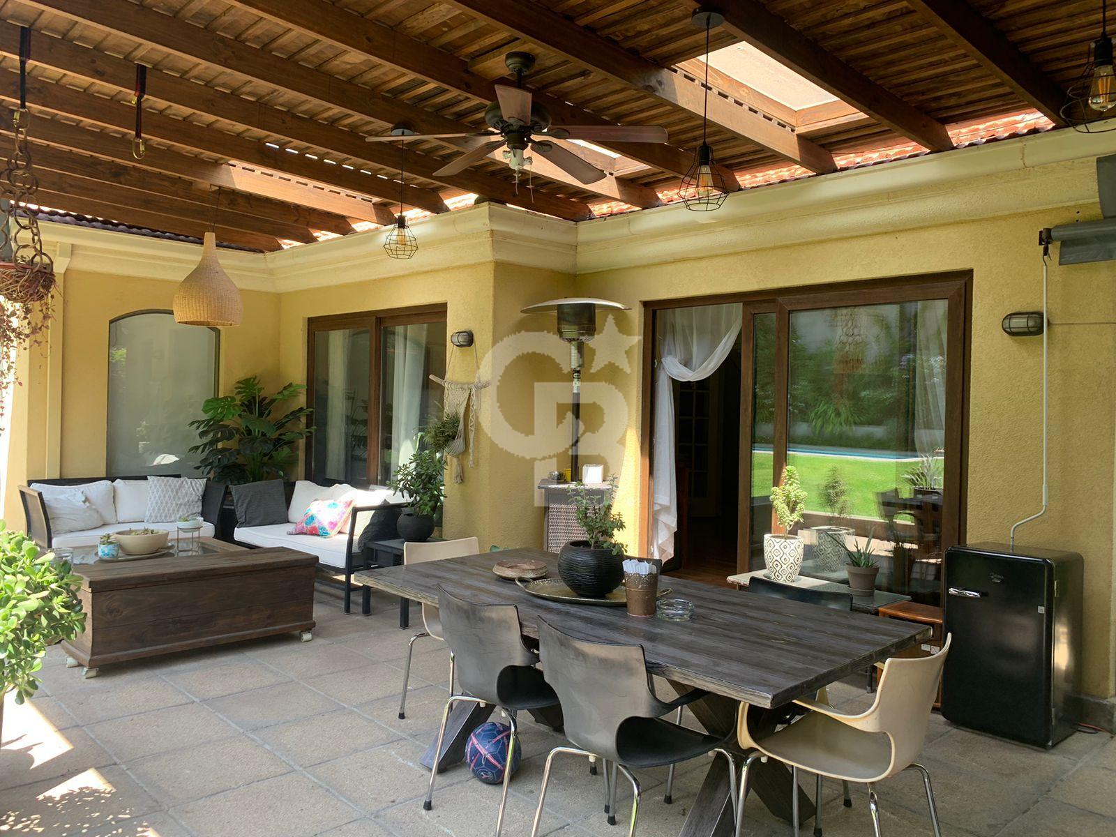 Lo Barnechea, Chile, 5 Bedrooms Bedrooms, ,4 BathroomsBathrooms,Residential,For Sale,1992100