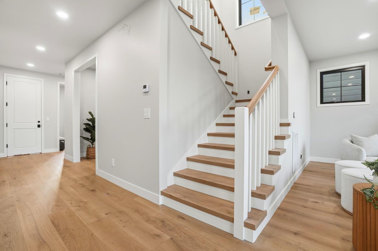 San Carlos, California, 94070, United States, 4 Bedrooms Bedrooms, ,4 BathroomsBathrooms,Residential,For Sale,1989305