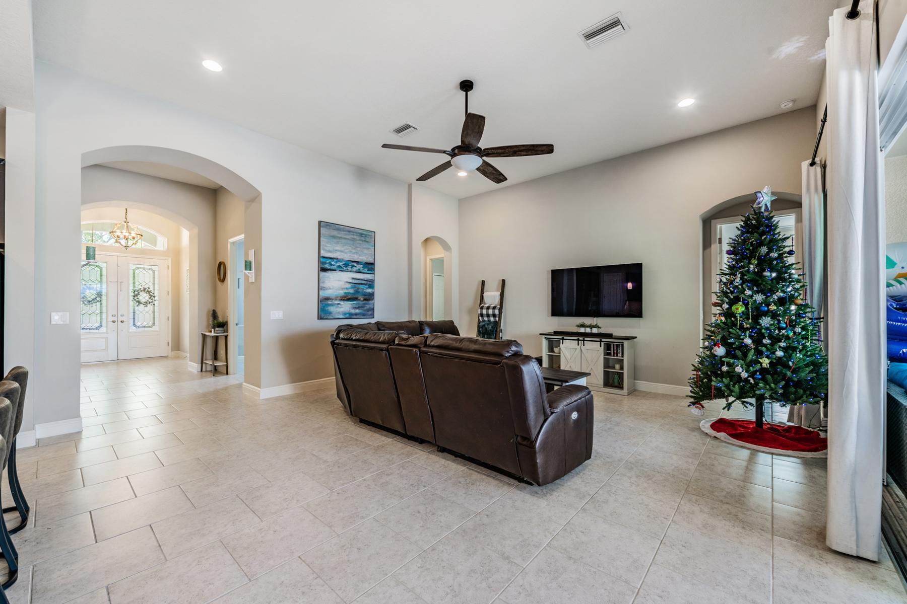 Land O Lakes, Florida, 34638, United States, 4 Bedrooms Bedrooms, ,3 BathroomsBathrooms,Residential,For Sale,2005622