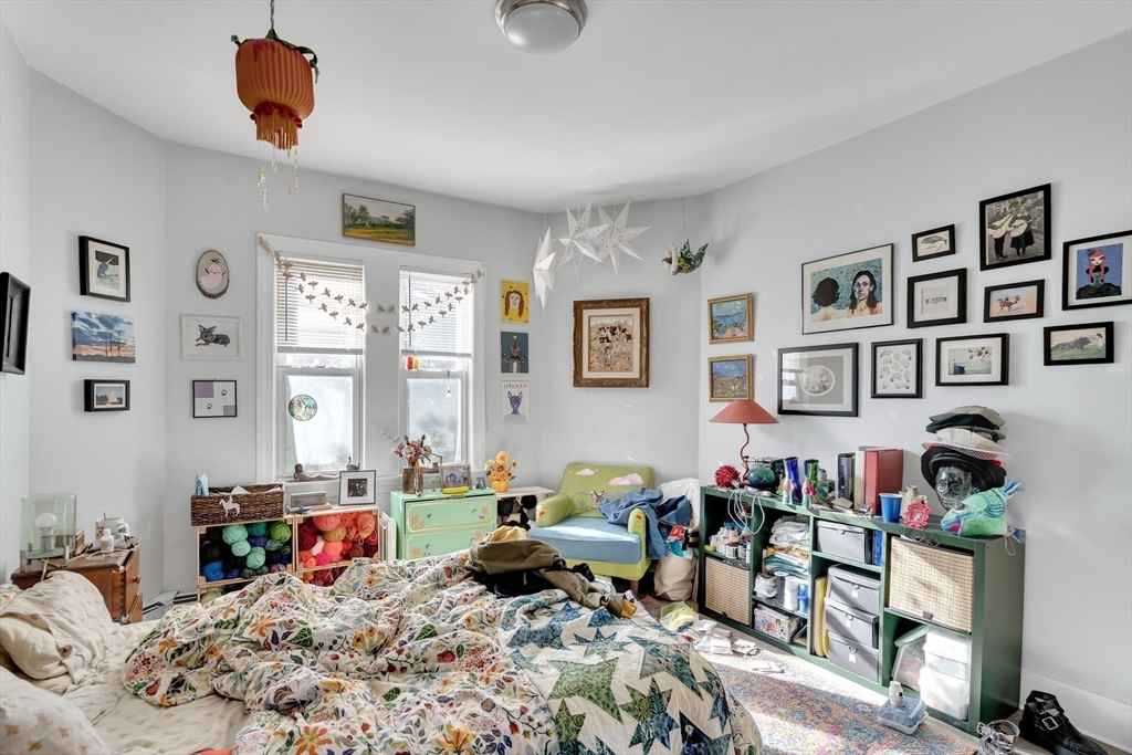 Boston, Massachusetts, 02135, United States, 9 Bedrooms Bedrooms, ,3 BathroomsBathrooms,Residential,For Sale,1896831