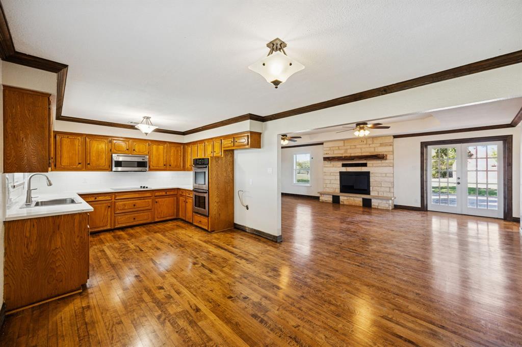 St. Paul, Texas, 75098, United States, 5 Bedrooms Bedrooms, ,3 BathroomsBathrooms,Residential,For Sale,1989242