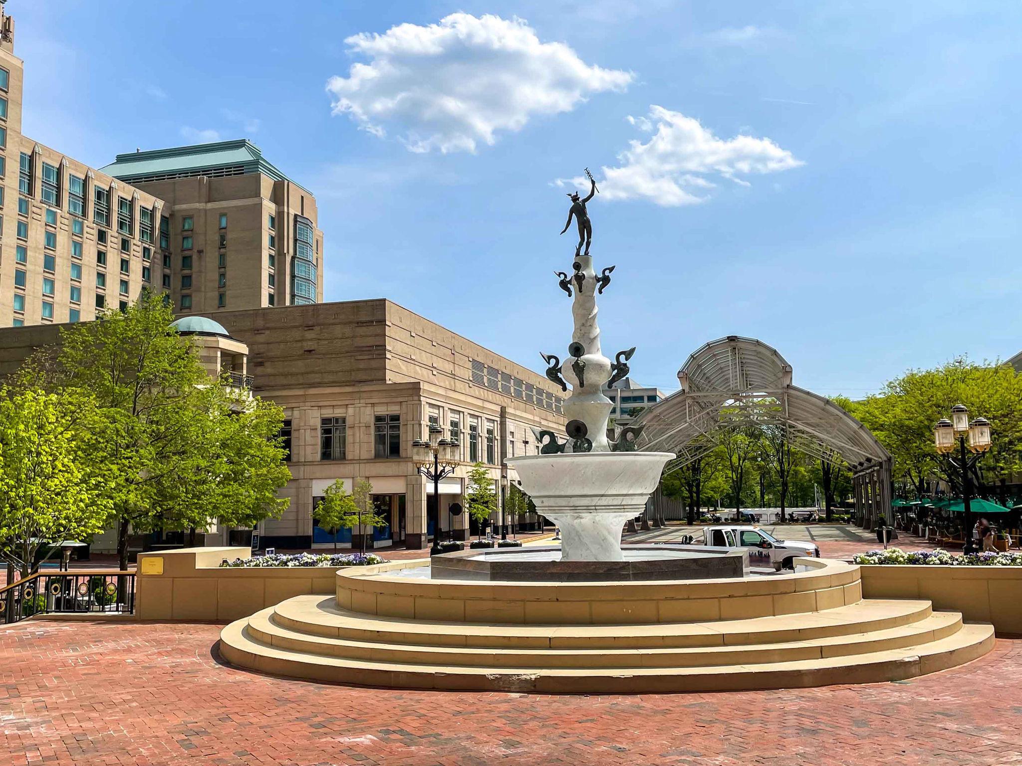  12025 New Dominion Parkway, Reston, VA, 20190 - 物件實景