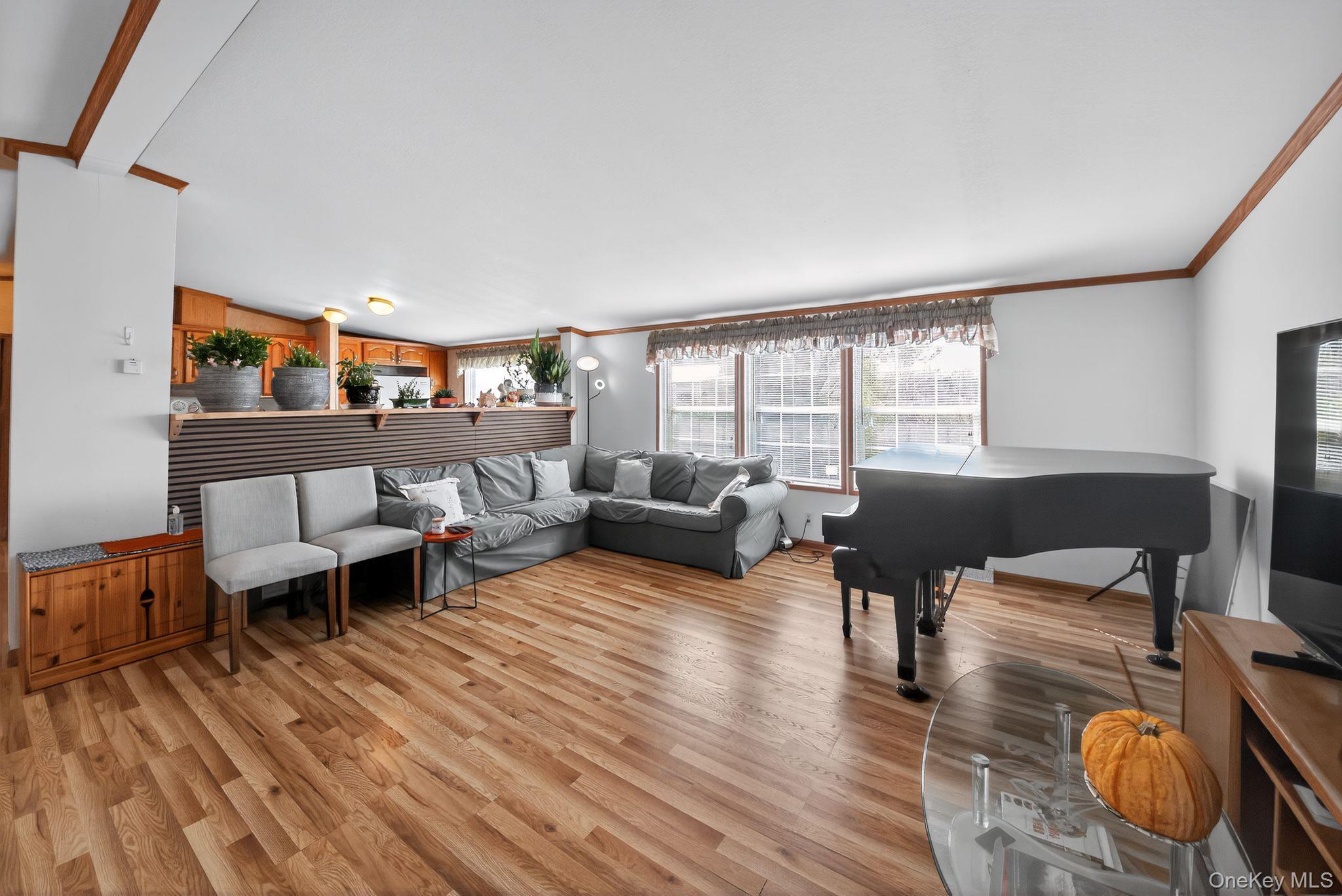 Pine Island, New York, 10969, United States, 3 Bedrooms Bedrooms, ,2 BathroomsBathrooms,Residential,For Sale,1988857