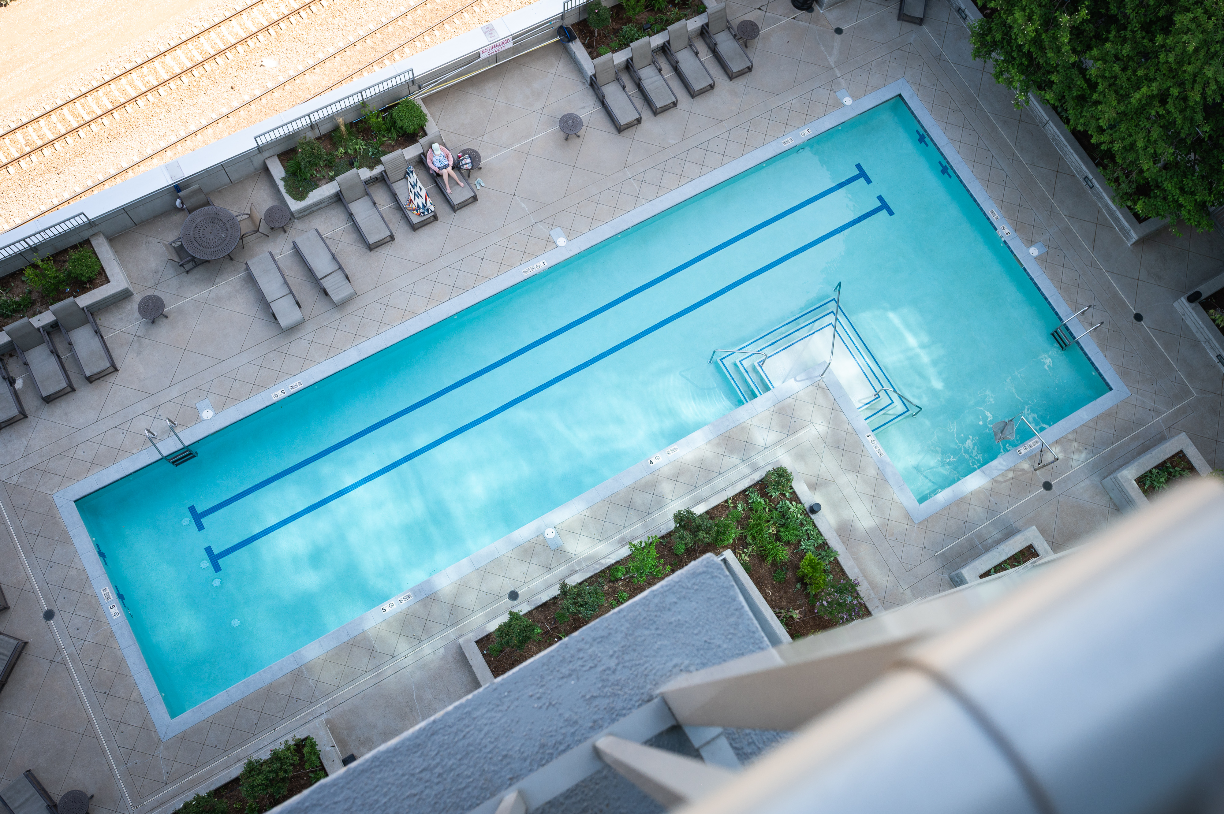  Positioned within the Glass House in Riverfront Park - 物件實景