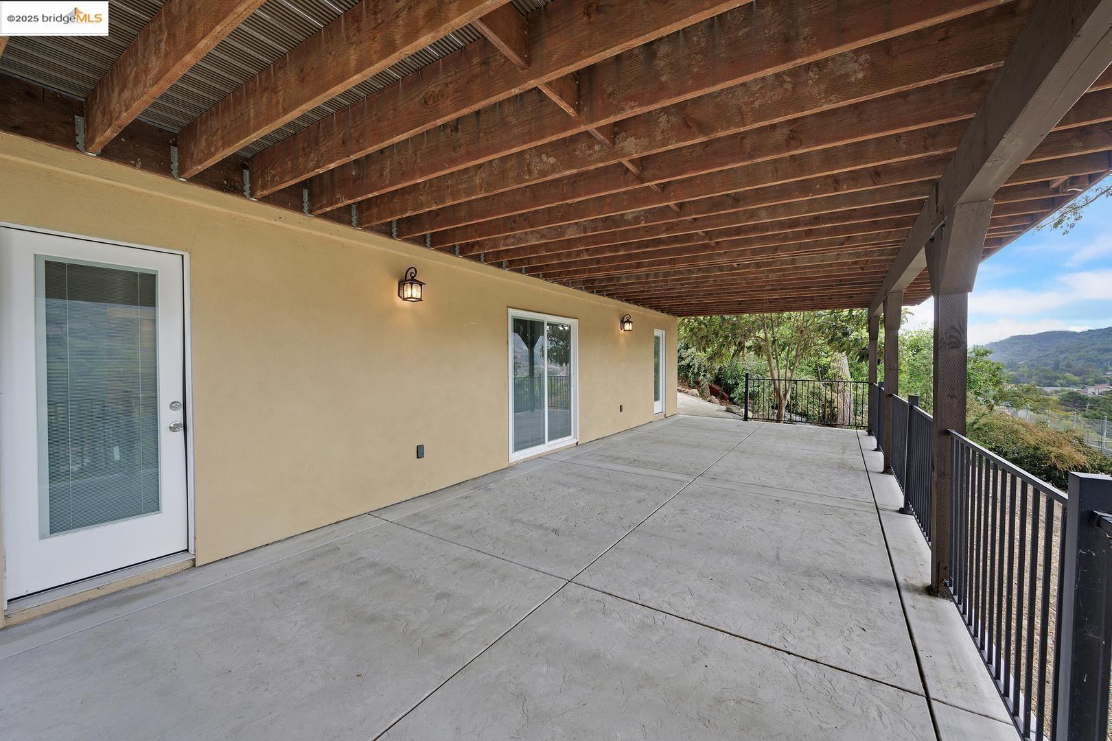 El Sobrante, California, 94803, United States, 4 Bedrooms Bedrooms, ,3 BathroomsBathrooms,Residential,For Sale,1986532