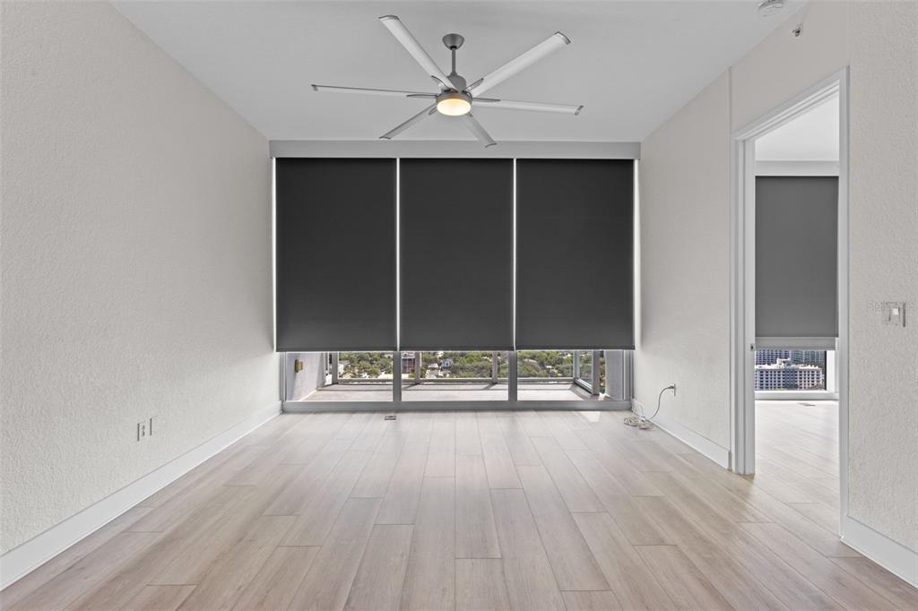 Orlando, Florida, 32801, United States, 2 Bedrooms Bedrooms, ,2 BathroomsBathrooms,Residential,For Sale,1794068
