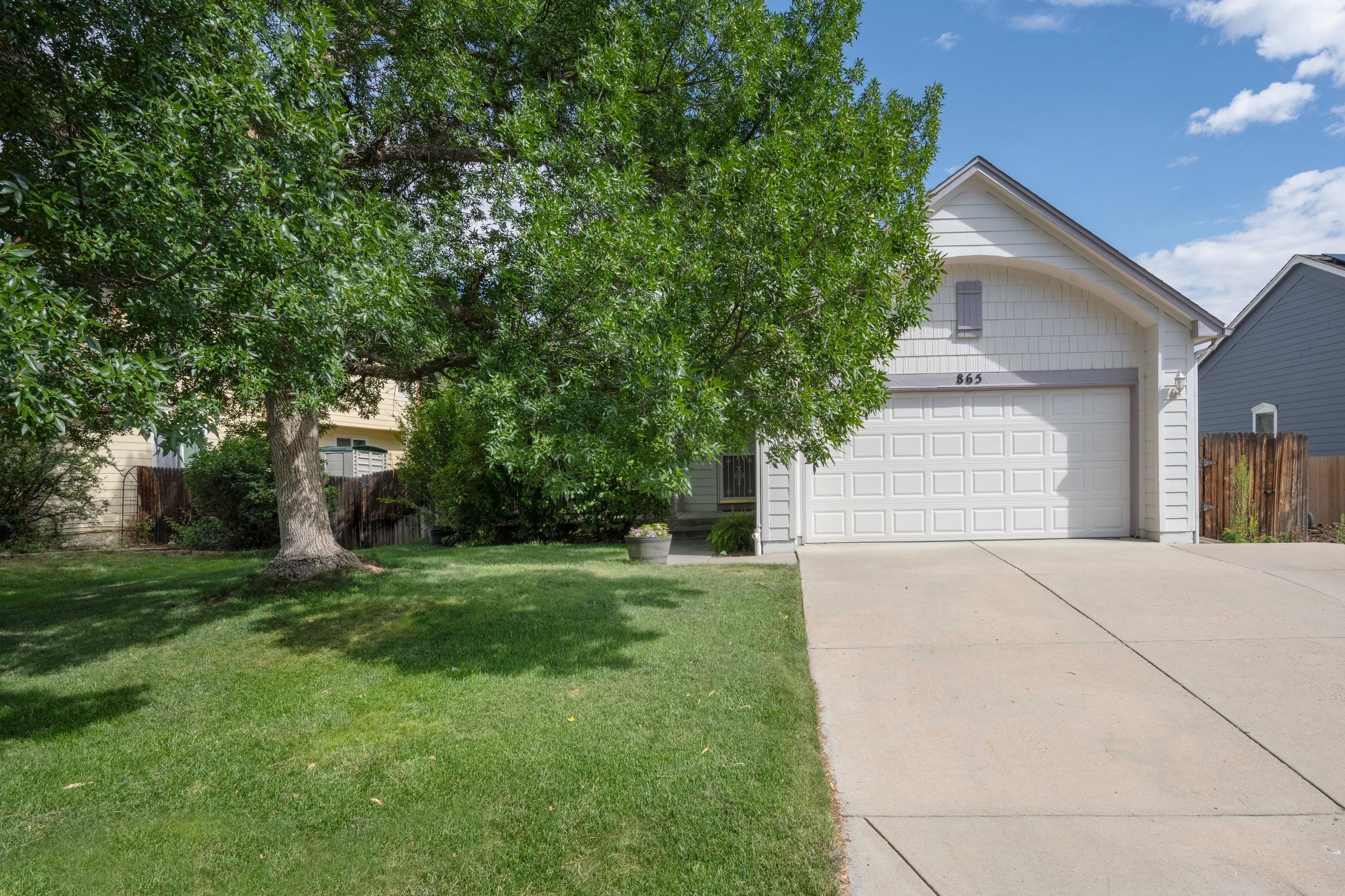  Lovingly Maintained Home in the Highly Sought-After Hunters Glen Community - 物件實景