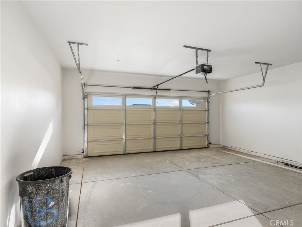 Apple Valley, California, 92307, United States, 4 Bedrooms Bedrooms, ,2 BathroomsBathrooms,Residential,For Sale,1967826