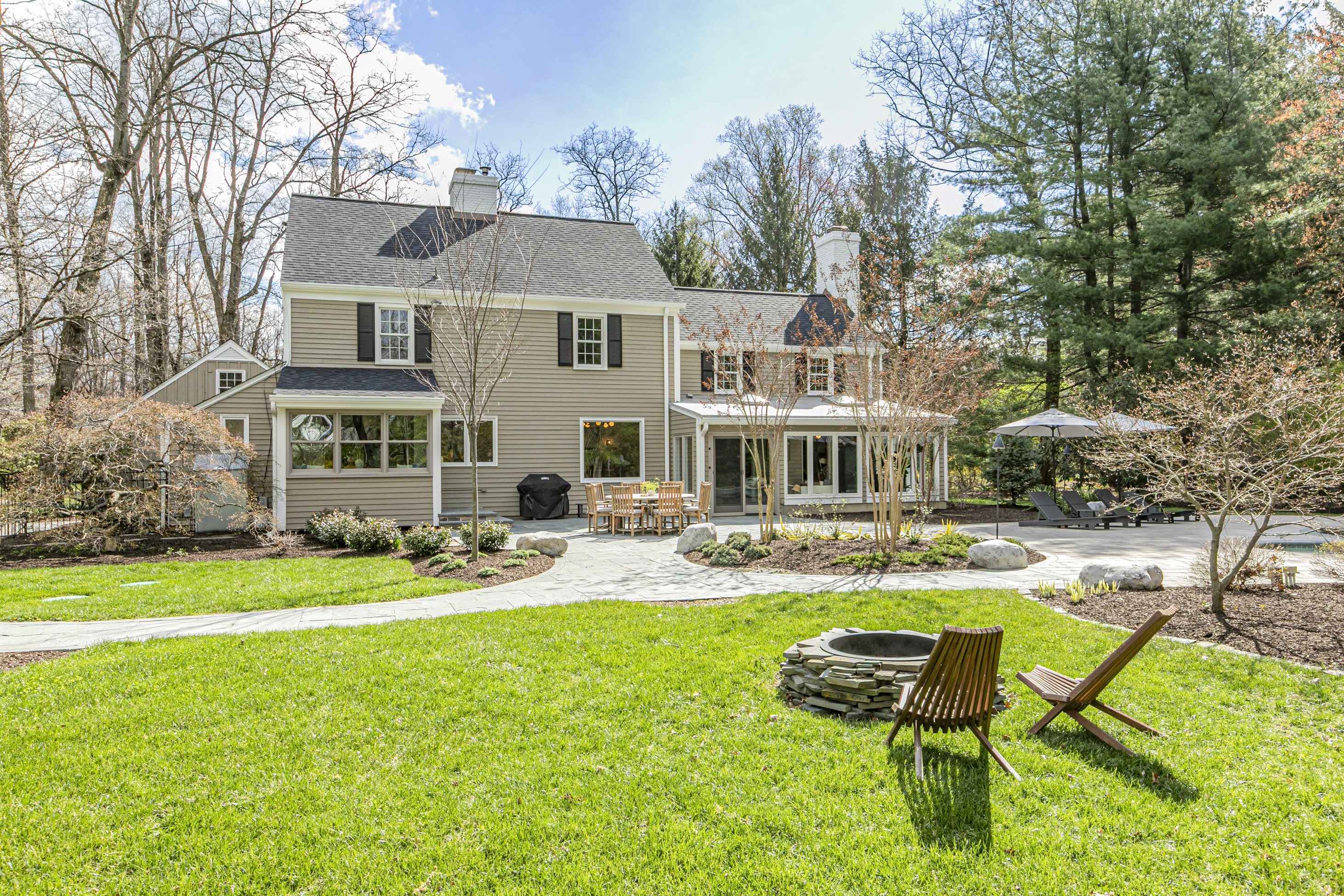  Relaxed Resort-Style Living on 1.4 Glorious Acres - 物件實景