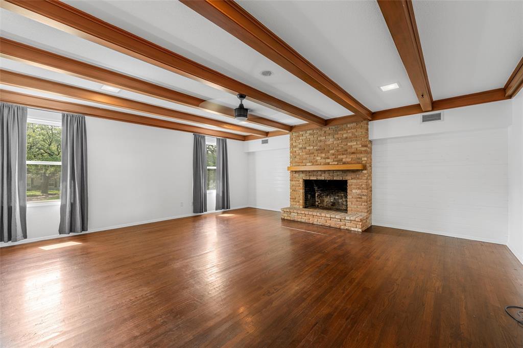 Waco, Texas, 76710, United States, 5 Bedrooms Bedrooms, ,4 BathroomsBathrooms,Residential,For Sale,1806319