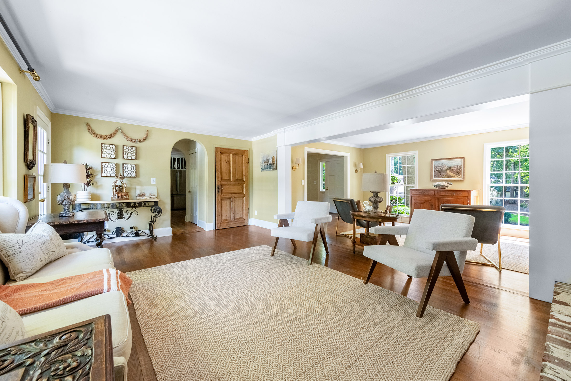  Beautifully Updated Colonial Residence - 物件實景