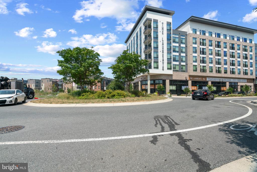 Rockville, Maryland, 20855, United States, 3 Bedrooms Bedrooms, ,3 BathroomsBathrooms,Residential,For Sale,1929038