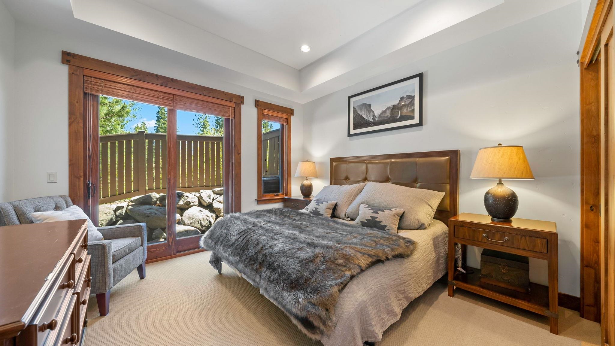 Truckee, California, 96161, United States, 4 Bedrooms Bedrooms, ,4 BathroomsBathrooms,Residential,For Sale,1999029