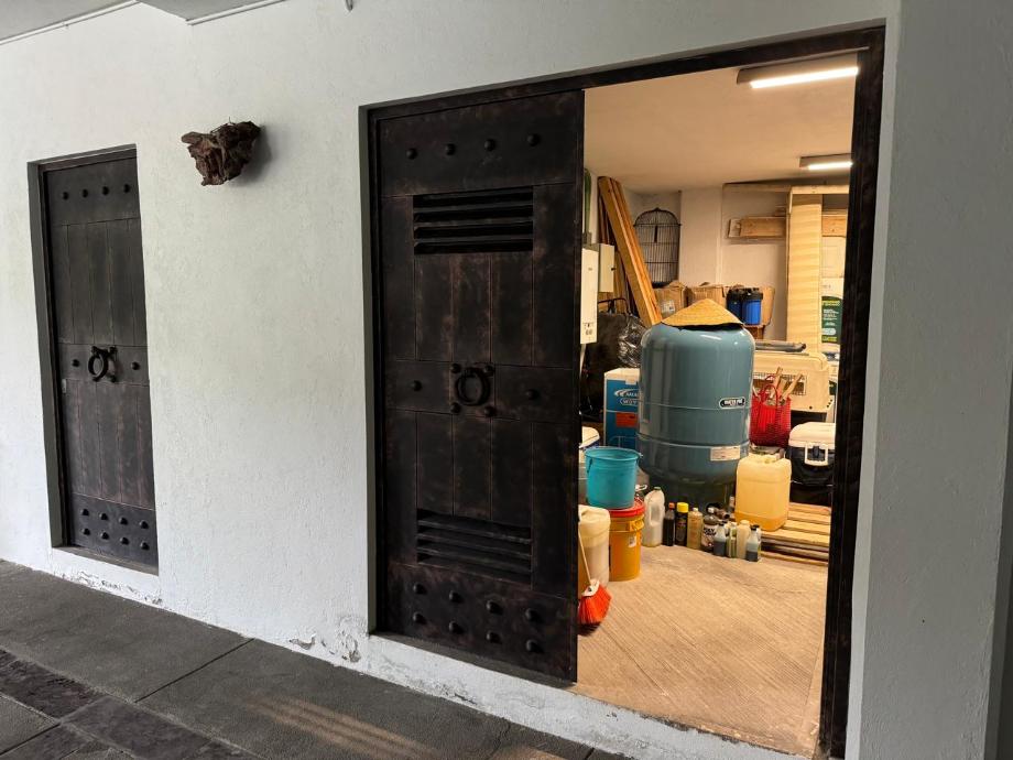 Lerma, Estado de méxico, 52005, Mexico, 5 Bedrooms Bedrooms, ,5 BathroomsBathrooms,Residential,For Sale,2003120