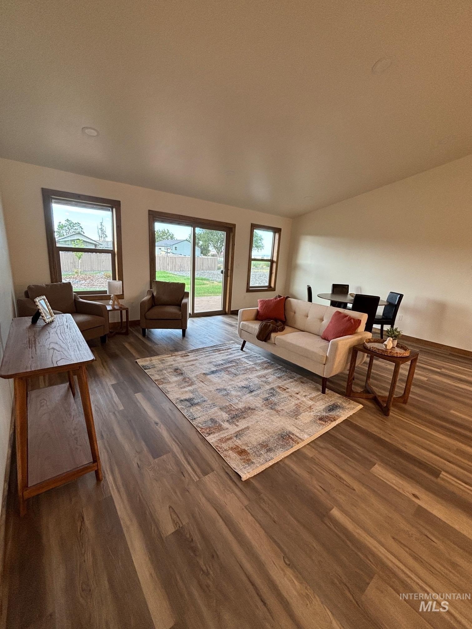 Lewiston, Idaho, 83501, United States, 3 Bedrooms Bedrooms, ,3 BathroomsBathrooms,Residential,For Sale,1976942