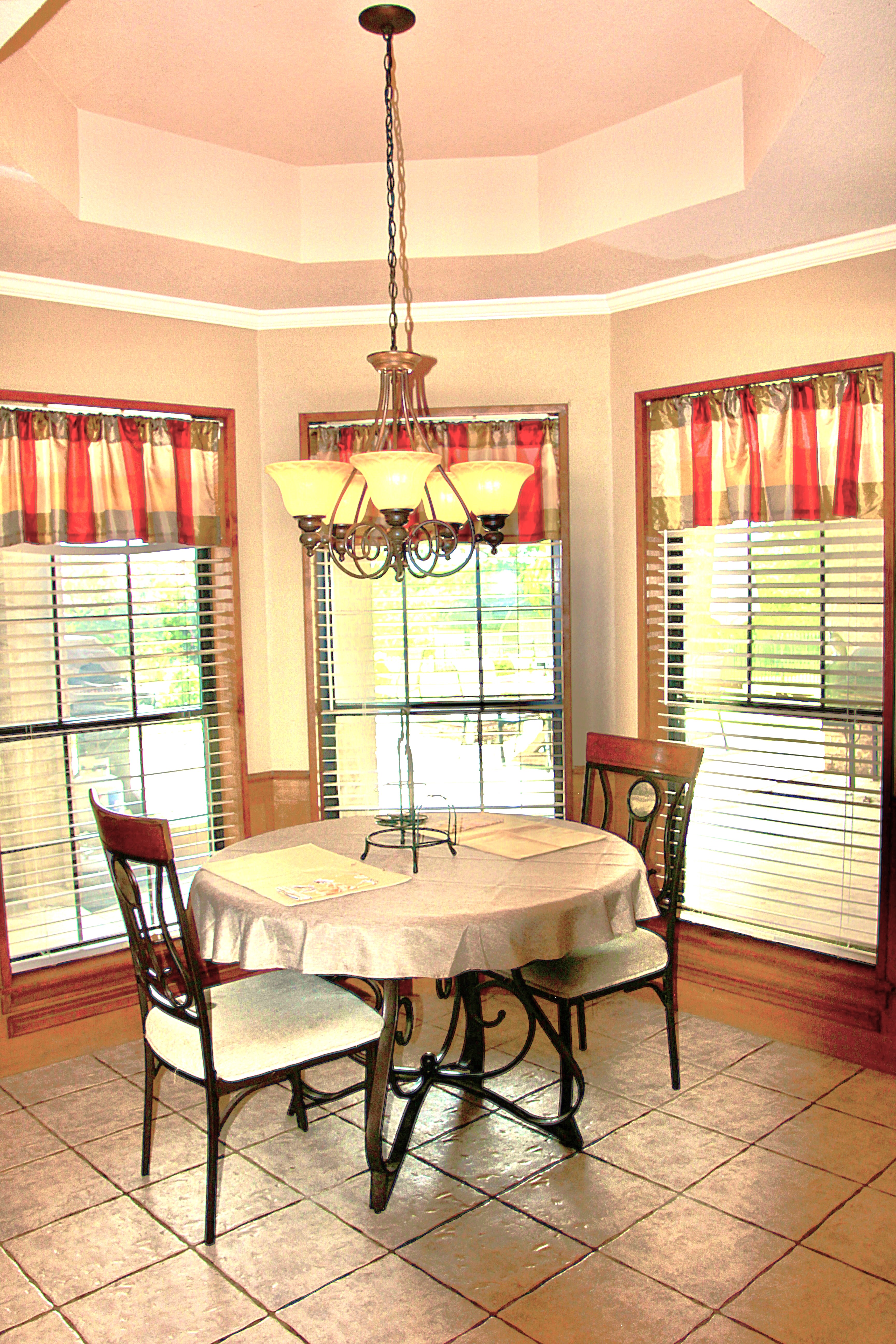 Sherman, Texas, 75495, United States, 4 Bedrooms Bedrooms, ,3 BathroomsBathrooms,Residential,For Sale,1913206