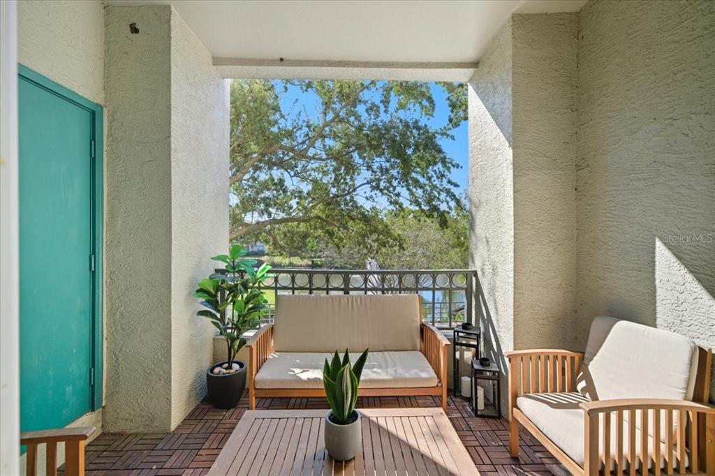 Tampa, Florida, 33602, United States, 3 Bedrooms Bedrooms, ,2 BathroomsBathrooms,Residential,For Sale,1970738