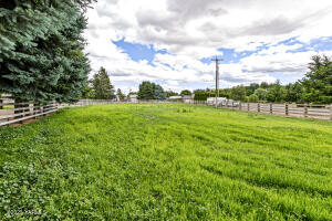 Yakima, Washington, 98903, United States, 3 Bedrooms Bedrooms, ,3 BathroomsBathrooms,Residential,For Sale,1846825