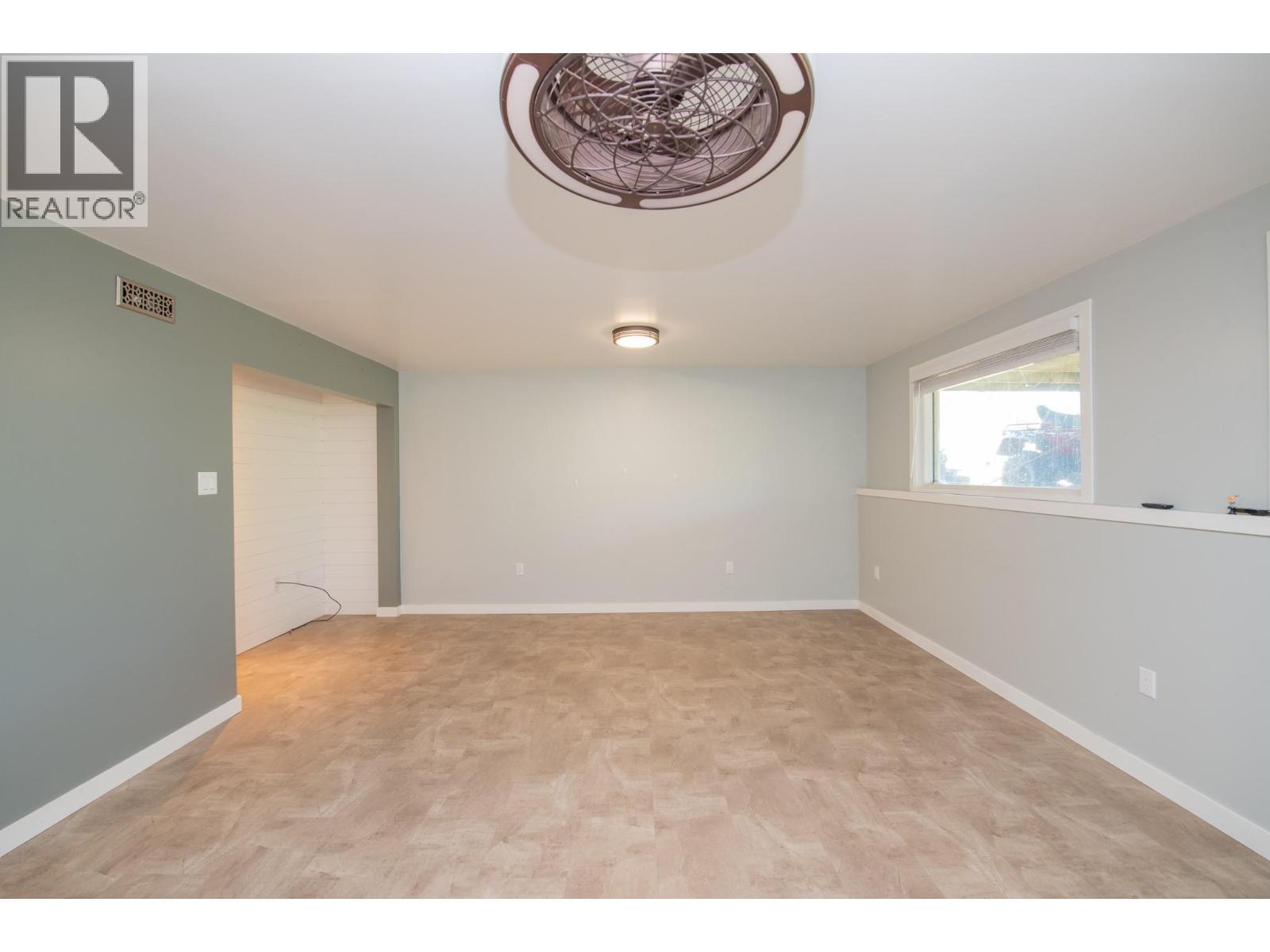 OYAMA, British Columbia, V4V 2C5, CA, 4 Bedrooms Bedrooms, ,2 BathroomsBathrooms,Residential,For Sale,1918800