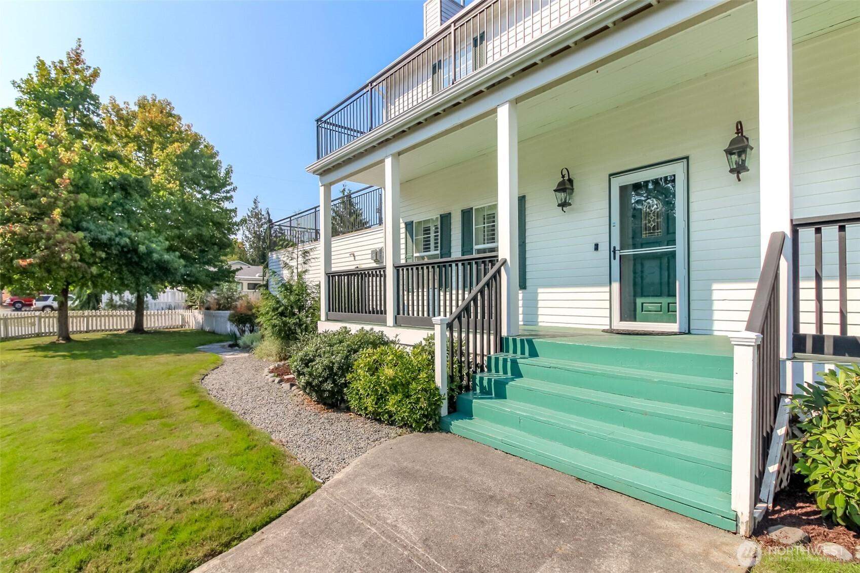 TACOMA, Washington, 98422, United States, 4 Bedrooms Bedrooms, ,3 BathroomsBathrooms,Residential,For Sale,1940753