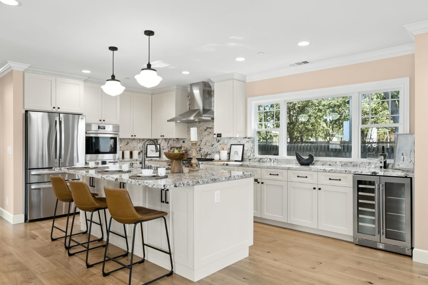 San Mateo, California, 94402, United States, 5 Bedrooms Bedrooms, ,4 BathroomsBathrooms,Residential,For Sale,1941732