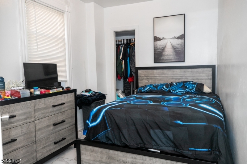 Hawthorne, New Jersey, 07506-3729, United States, 4 Bedrooms Bedrooms, ,Residential,For Sale,1979811