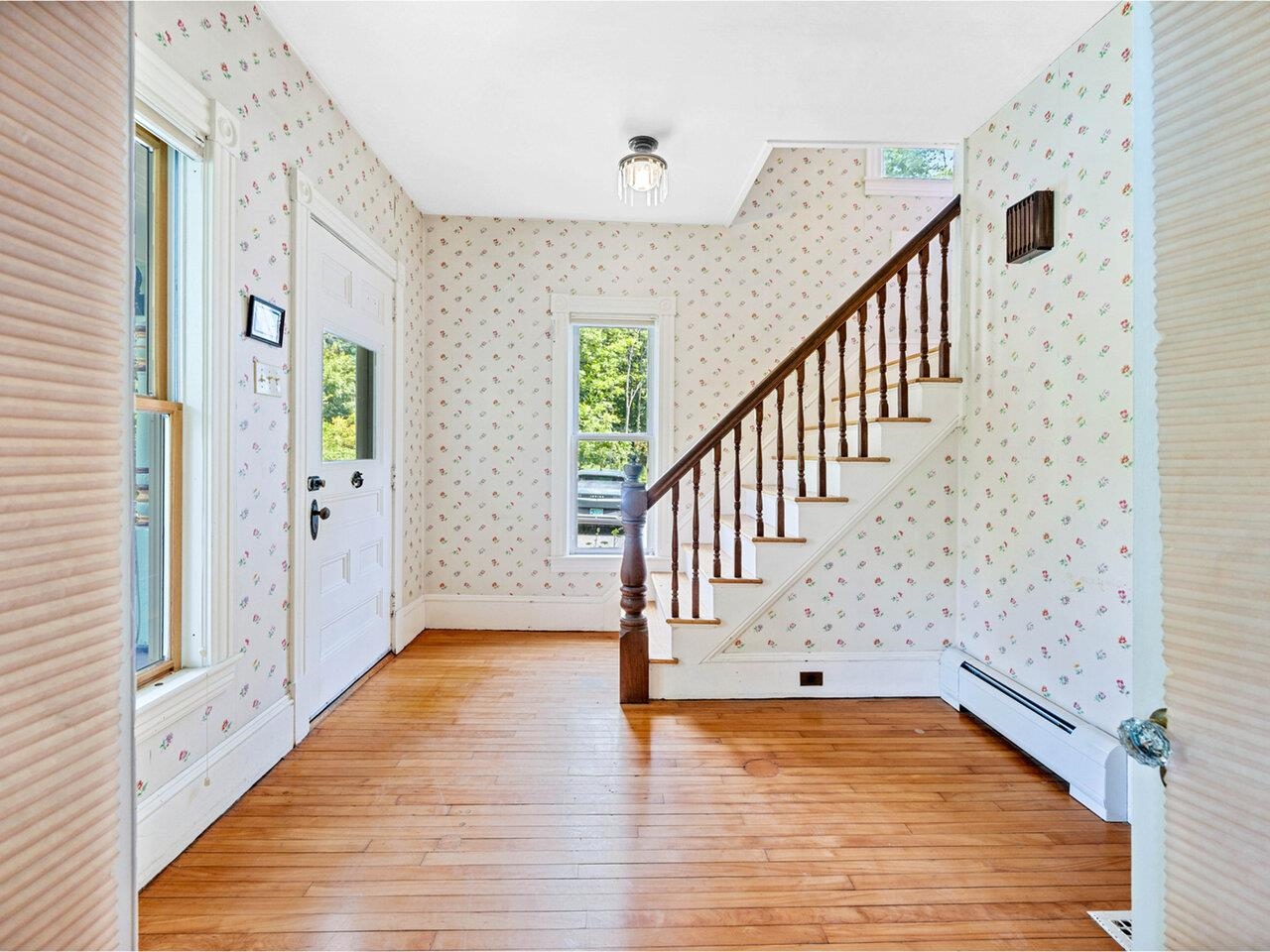 Montpelier, Vermont, 05602, United States, 3 Bedrooms Bedrooms, ,3 BathroomsBathrooms,Residential,For Sale,1900935