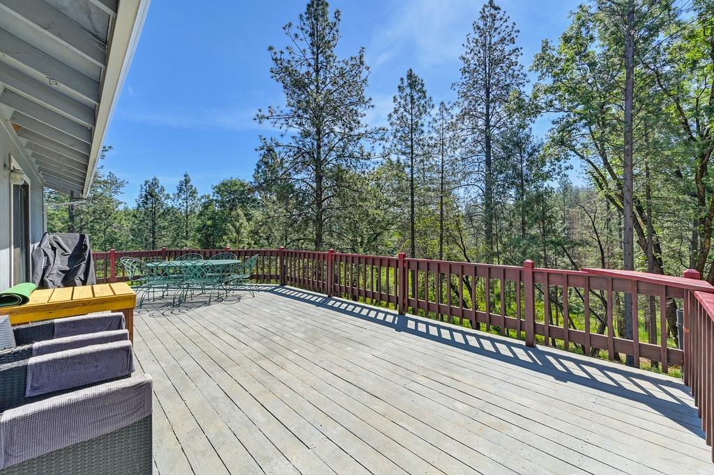 Foresthill, California, 95631, United States, 3 Bedrooms Bedrooms, ,2 BathroomsBathrooms,Residential,For Sale,1819375