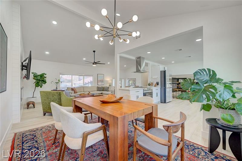 Las Vegas, Nevada, 89120, United States, 4 Bedrooms Bedrooms, ,3 BathroomsBathrooms,Residential,For Sale,2047975