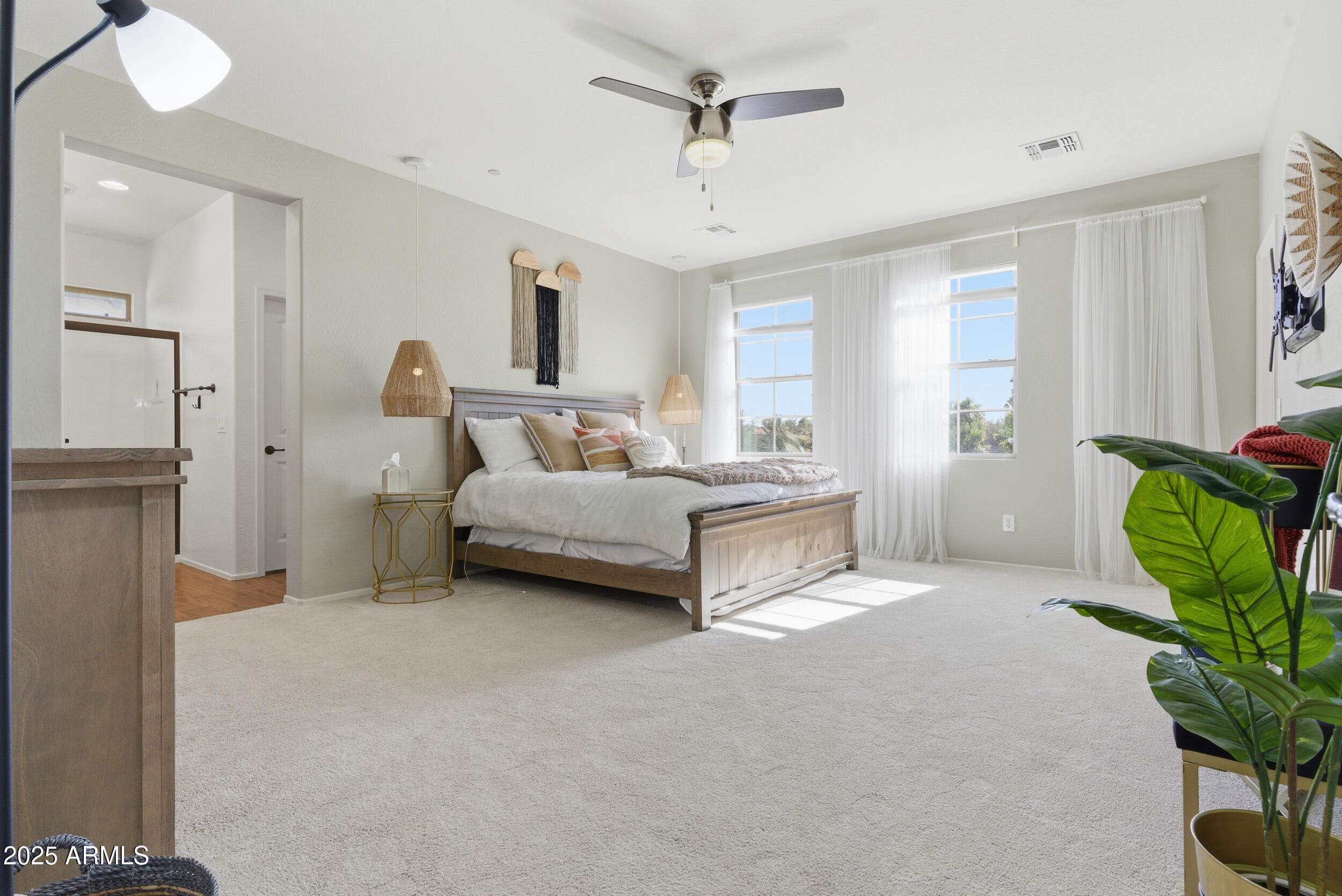 Gilbert, Arizona, 85297, United States, 3 Bedrooms Bedrooms, ,3 BathroomsBathrooms,Residential,For Sale,1991176