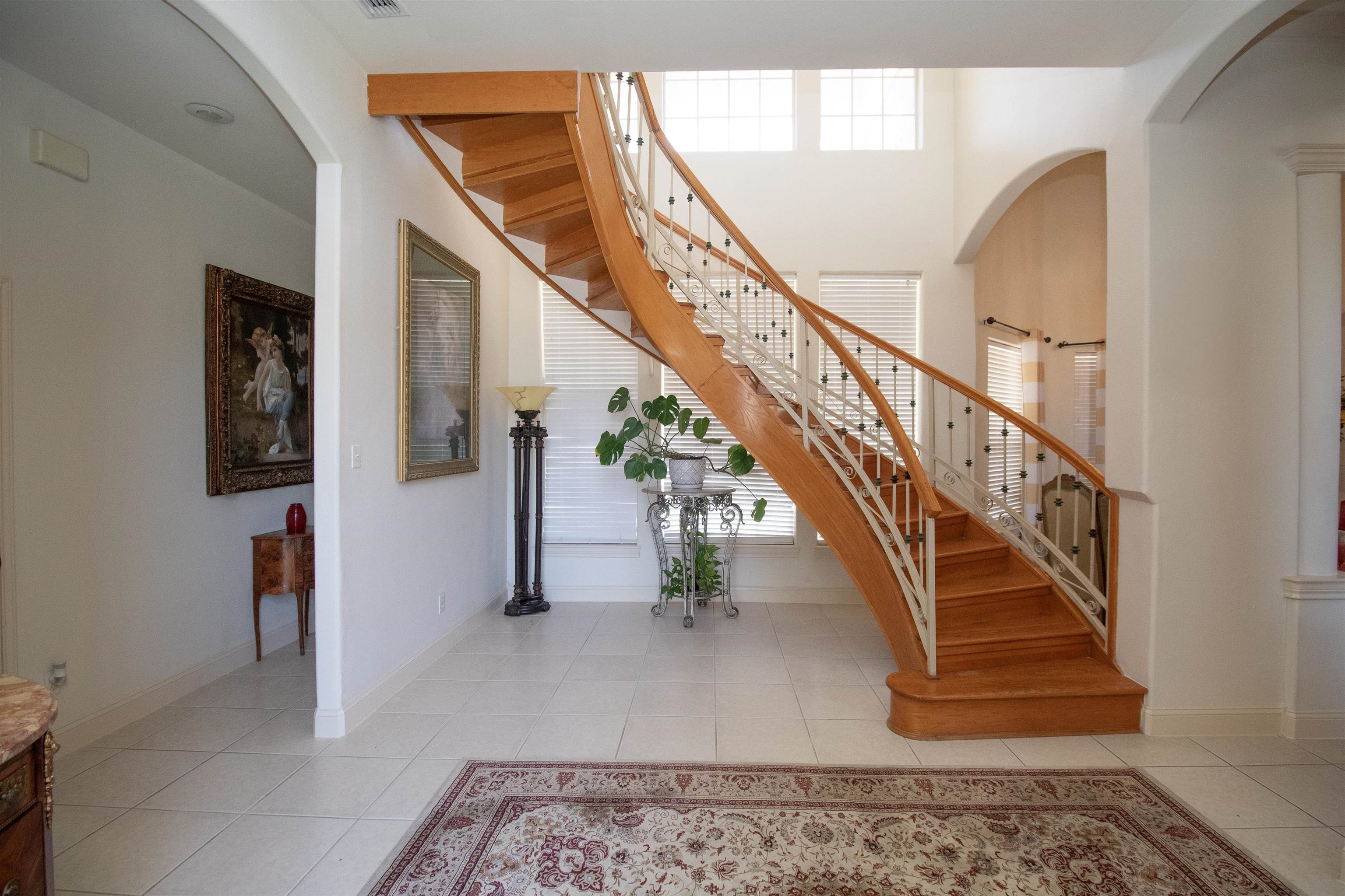 Laredo, Texas, 78041, United States, 4 Bedrooms Bedrooms, ,5 BathroomsBathrooms,Residential,For Sale,1787363