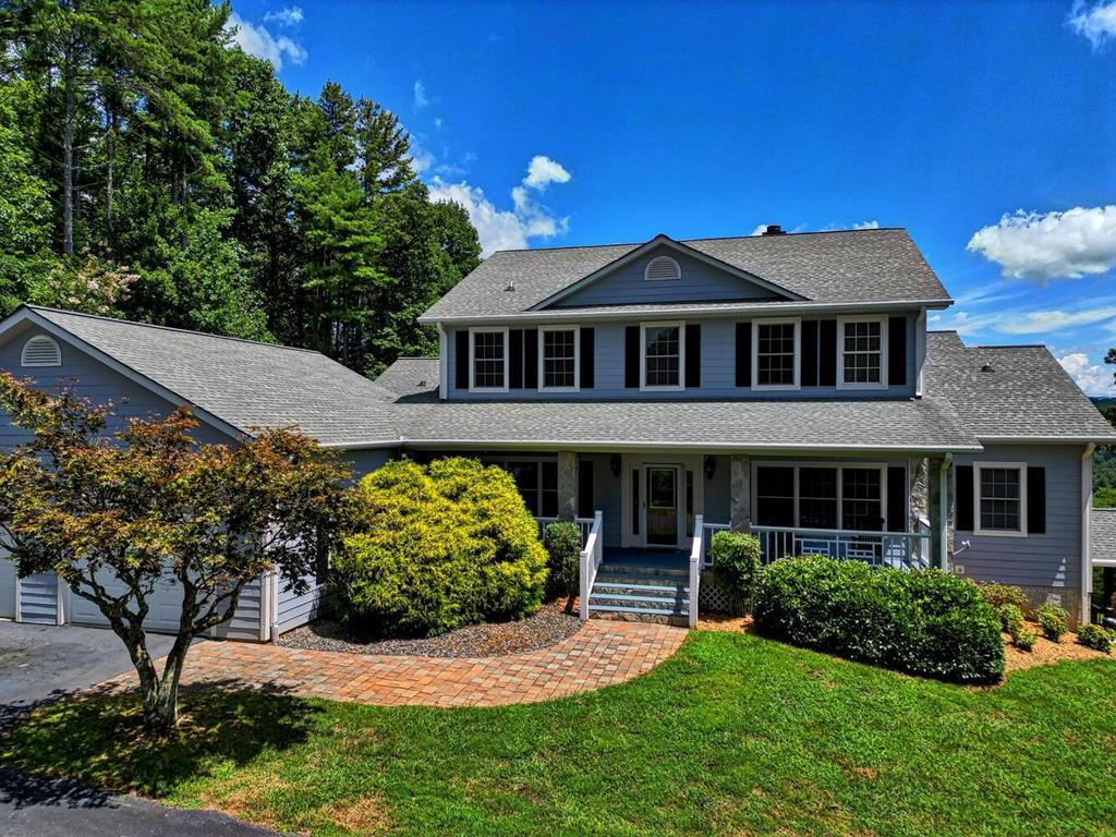 Blairsville, Georgia, 30512, United States, 5 Bedrooms Bedrooms, ,4 BathroomsBathrooms,Residential,For Sale,1770772