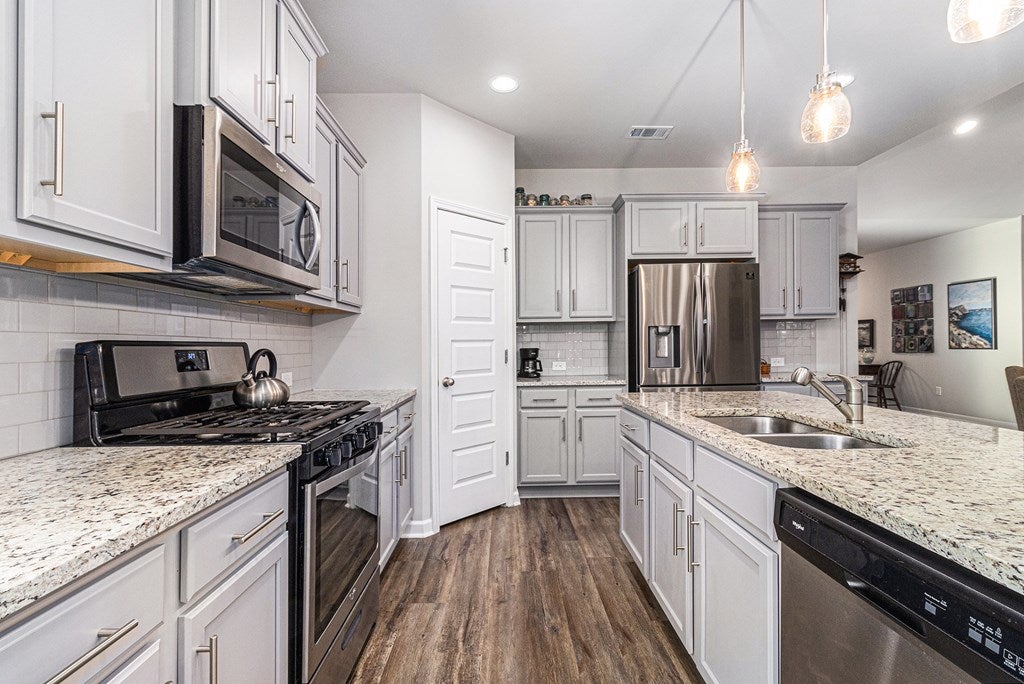 Dawsonville, Georgia, 30534, United States, 3 Bedrooms Bedrooms, ,2 BathroomsBathrooms,Residential,For Sale,1986839