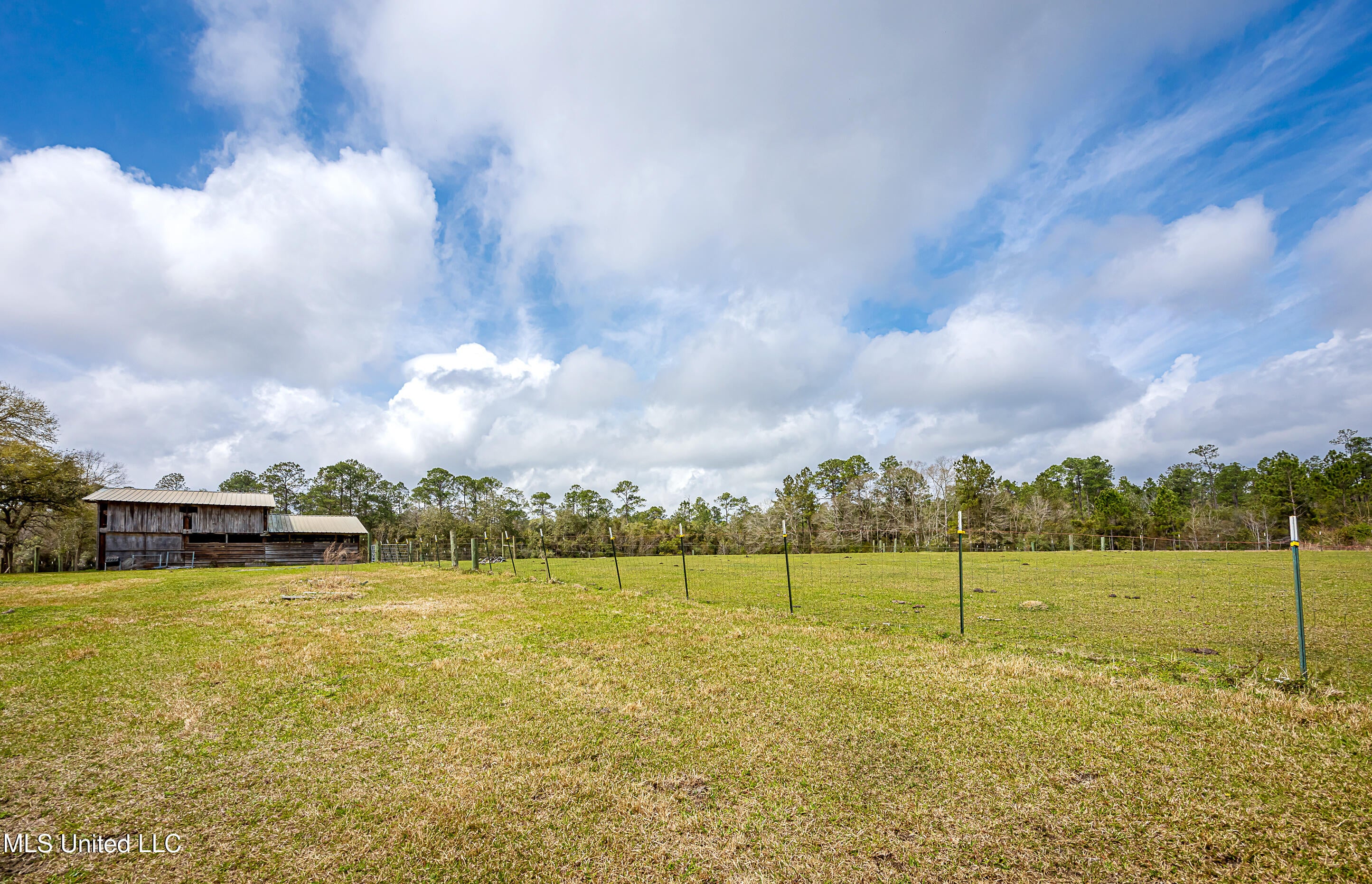 Vancleave, Mississippi, 39565, United States, 4 Bedrooms Bedrooms, ,2 BathroomsBathrooms,Residential,For Sale,1927401