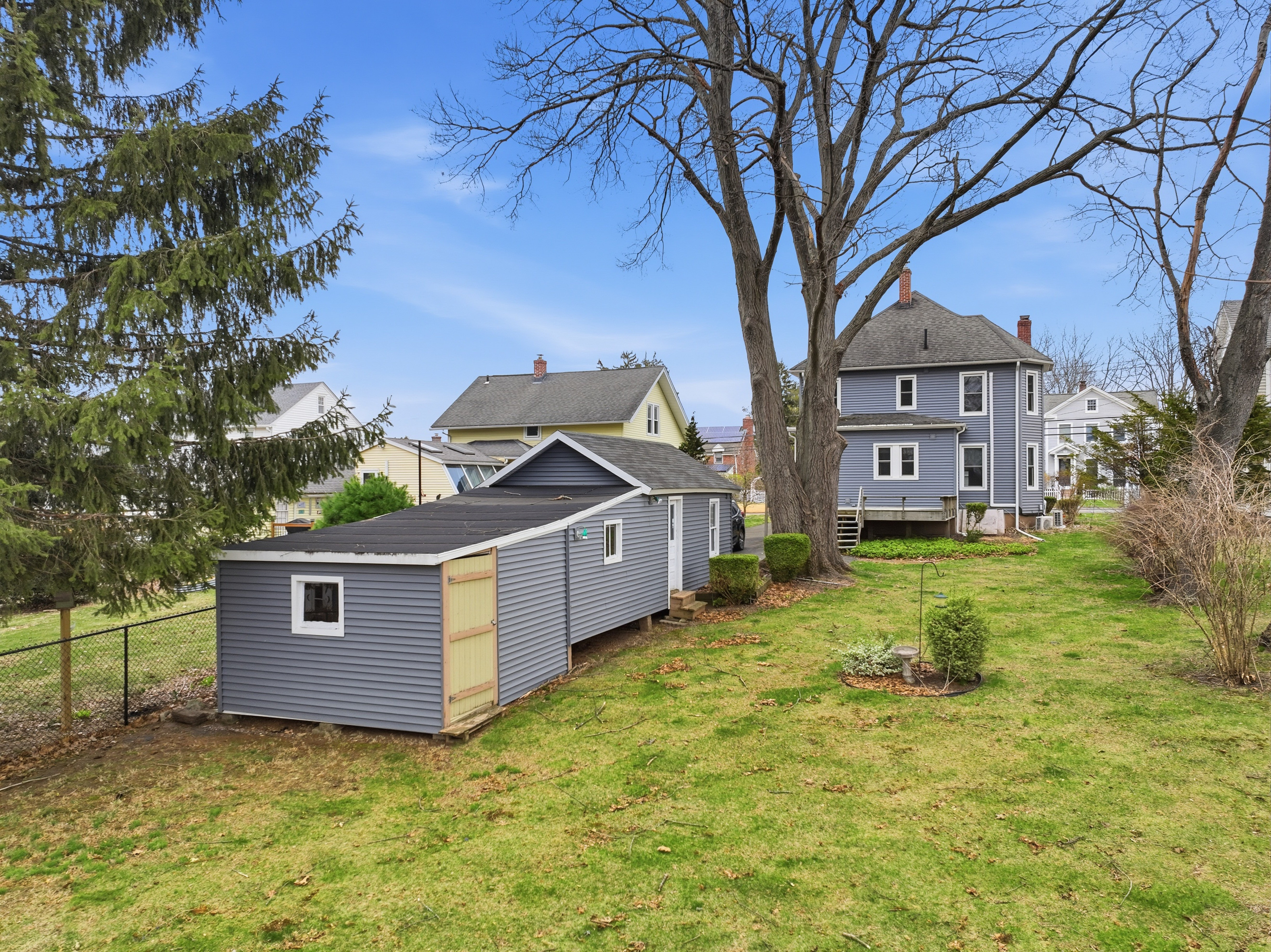  A Classic 1913 Colonial Set in the South Farms Area - 物件實景