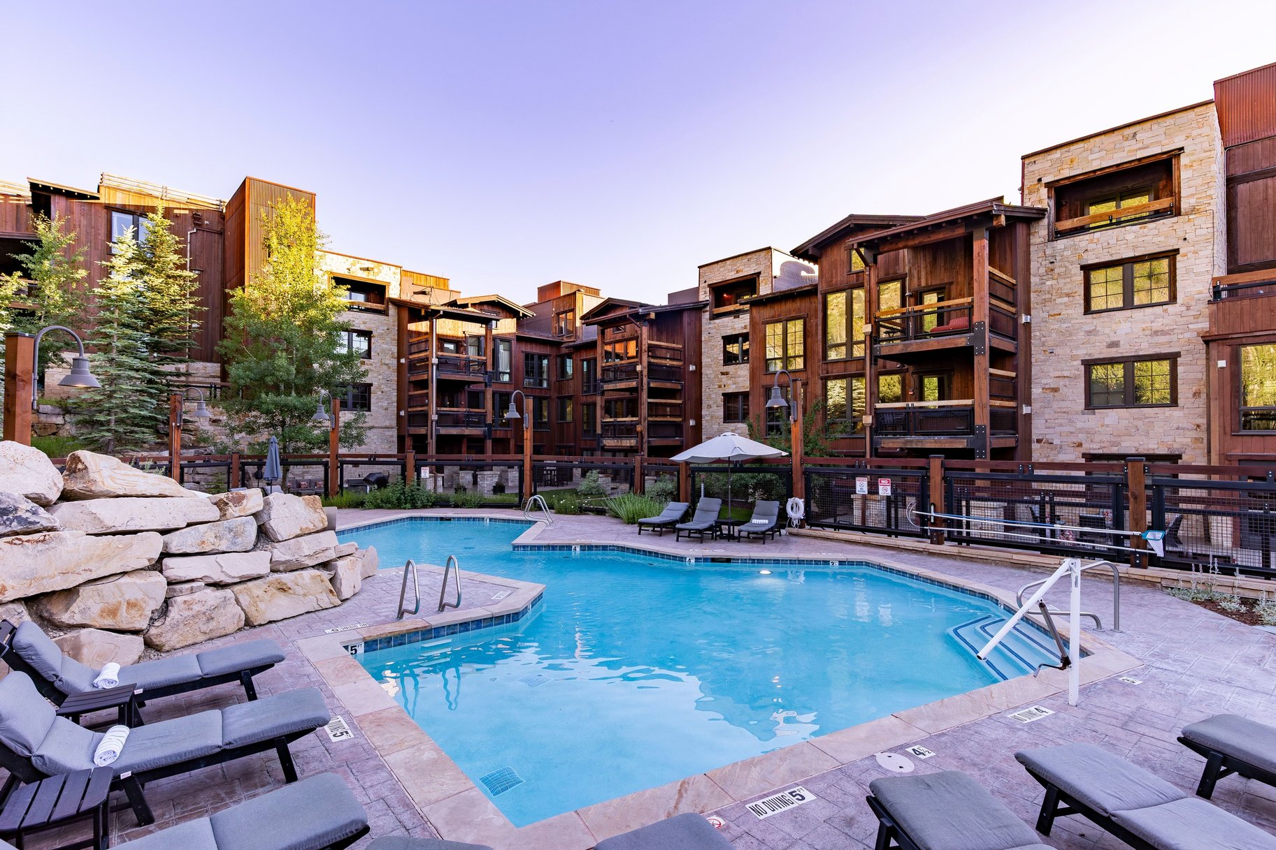  High-touch, 3Bd/4Ba Condotel In Deer Valley Resort