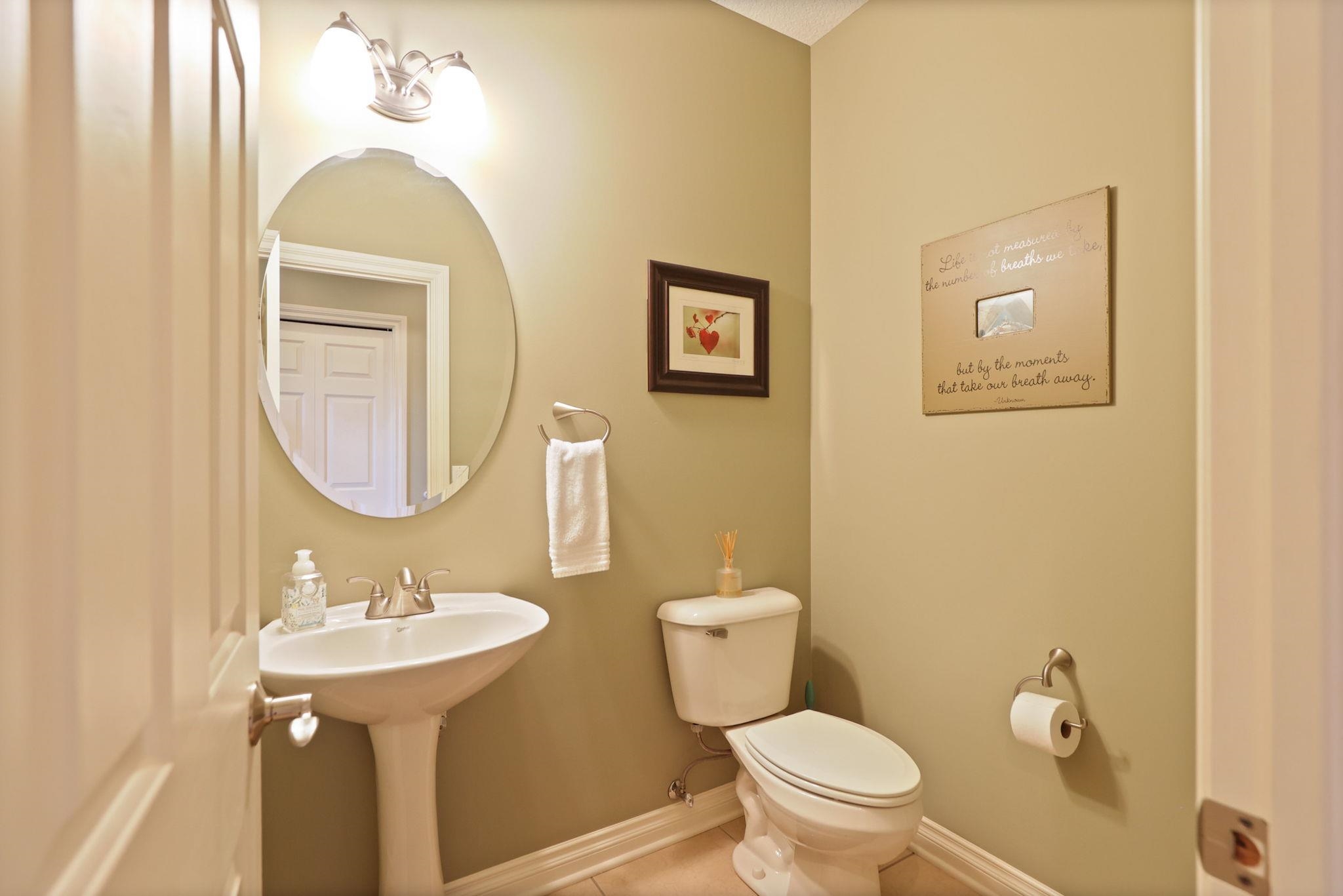 Frankenmuth, Michigan, 48734, United States, 5 Bedrooms Bedrooms, ,5 BathroomsBathrooms,Residential,For Sale,1989932