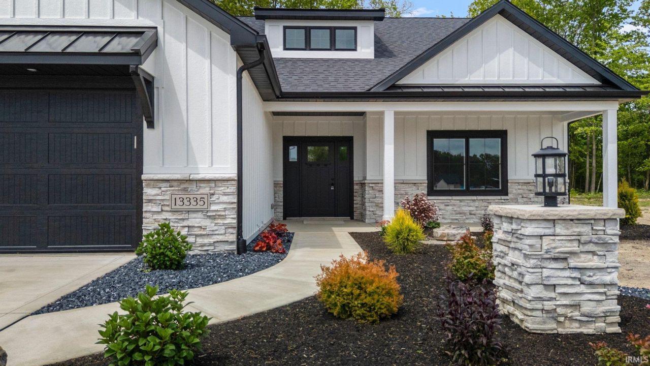 Fort Wayne, Indiana, 46845, United States, 3 Bedrooms Bedrooms, ,3 BathroomsBathrooms,Residential,For Sale,1828188