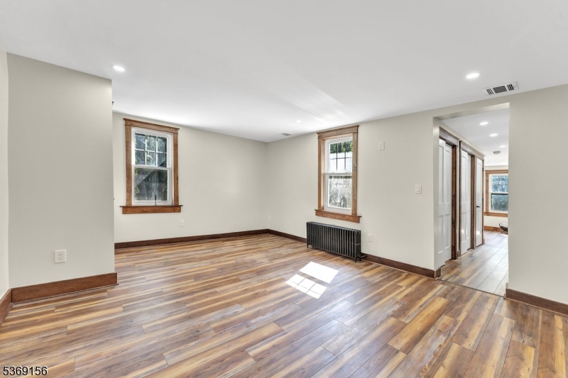 Blairstown Twp., New Jersey, 07825, United States, 4 Bedrooms Bedrooms, ,4 BathroomsBathrooms,Residential,For Sale,1901840